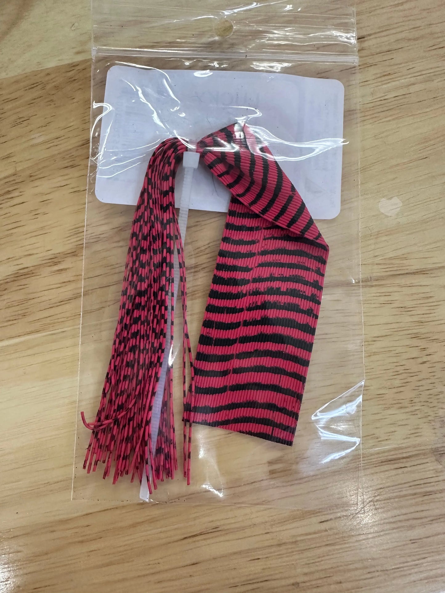 Wapsi Barred Round Rubber Meduim - Red/Black - Lucky Lure Tackle