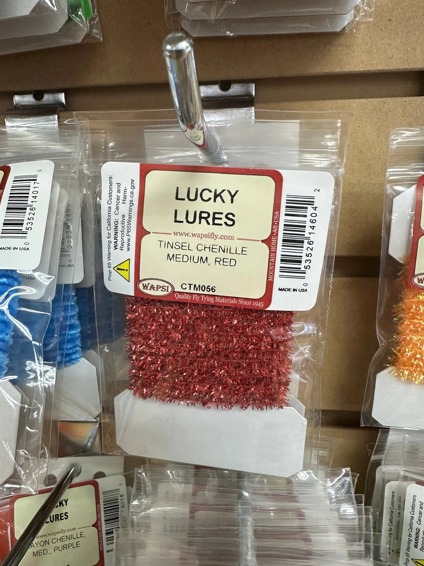 Wapsi Pearl Chenille Medium - Red - Lucky Lure Tackle