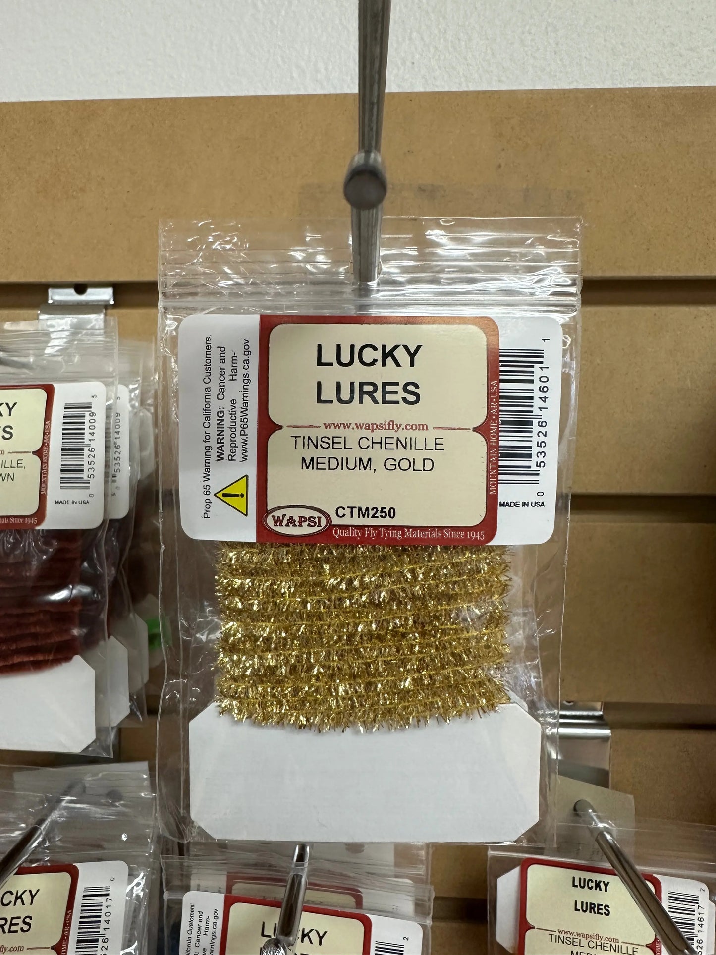 Wapsi Tinsel Chenille Medium - Gold - Lucky Lure Tackle