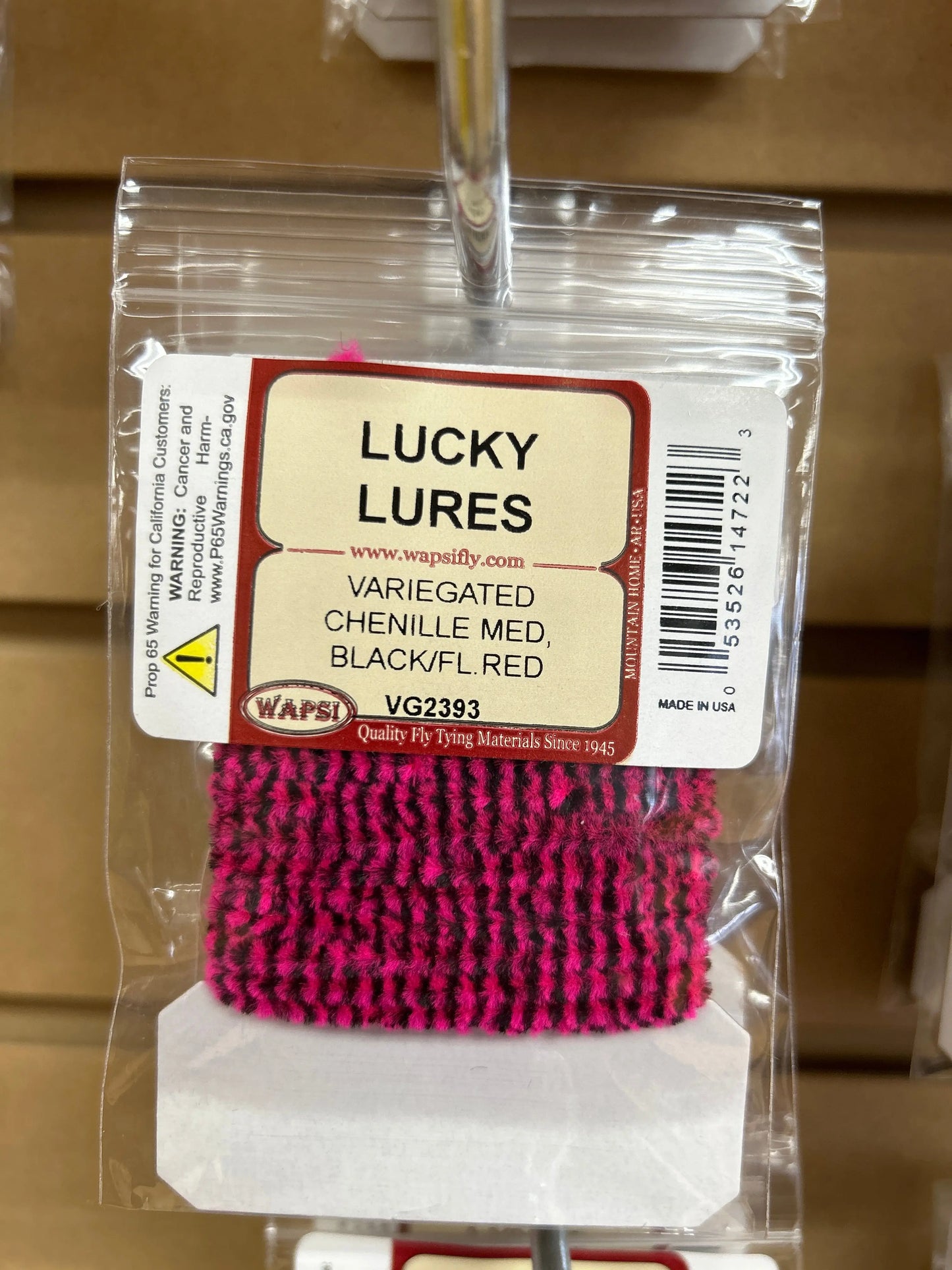 Wapsi Variegated Chenille Medium - Black/Fl. Red Wapsi