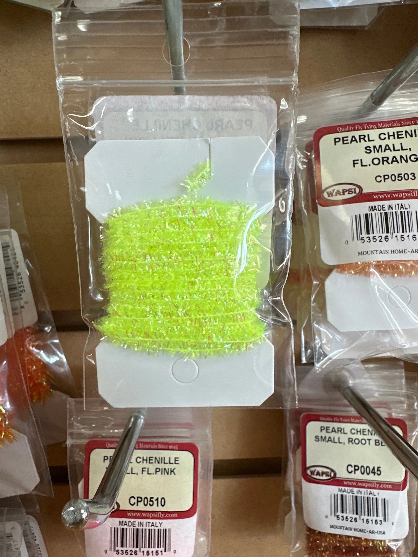 Wapsi Pearl Chenille Small - Fl. Yellow Wapsi