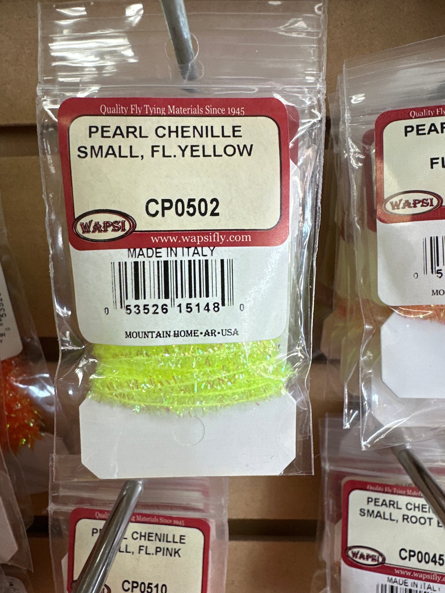 Wapsi Pearl Chenille Small - Fl. Yellow